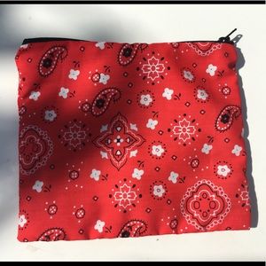 Handmade zipper pouch